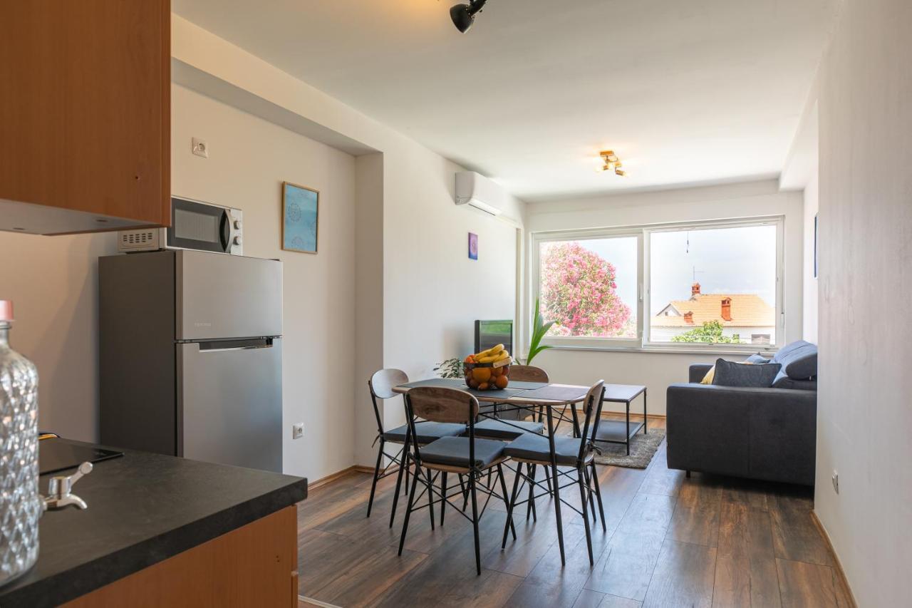 Apartments Korana Пула Екстер'єр фото
