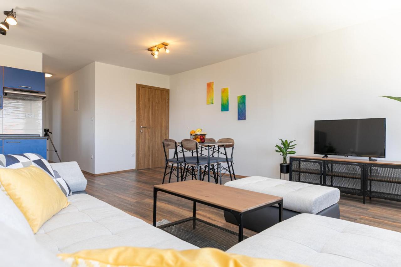 Apartments Korana Пула Екстер'єр фото